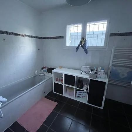 Holiday home Maison Landaise Au Calme Entre Bordeaux Et Atlantique